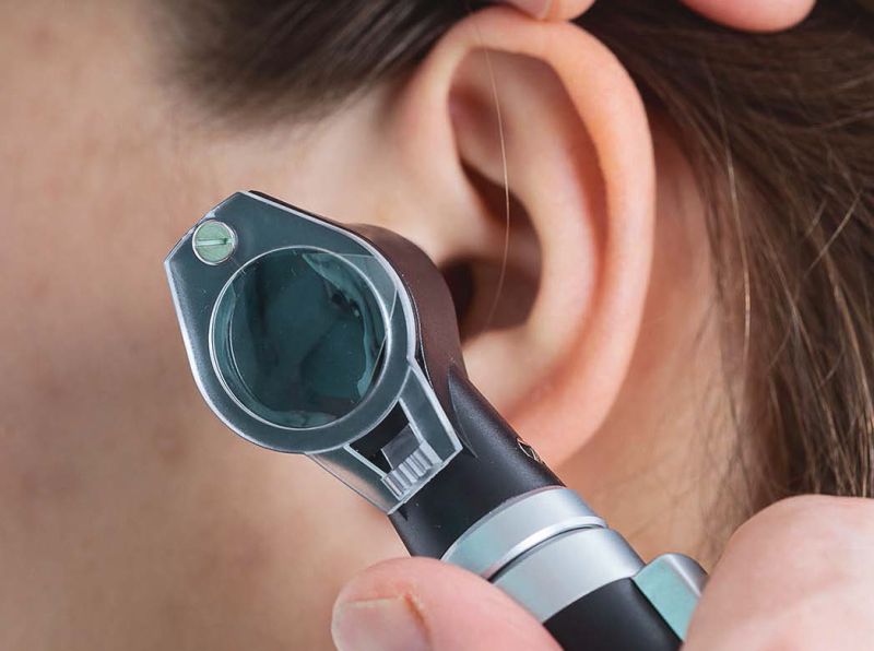 Dzirdes problēmas var skart jebkuru. Kad var palīdzēt audiologs?