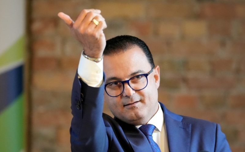 RAKUS darbinieki pauž neuzticību padomei; ministrs sola naudu Onkoloģijas centram atrast pakāpeniski